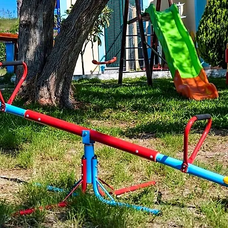 Xi Village Szálloda 3*